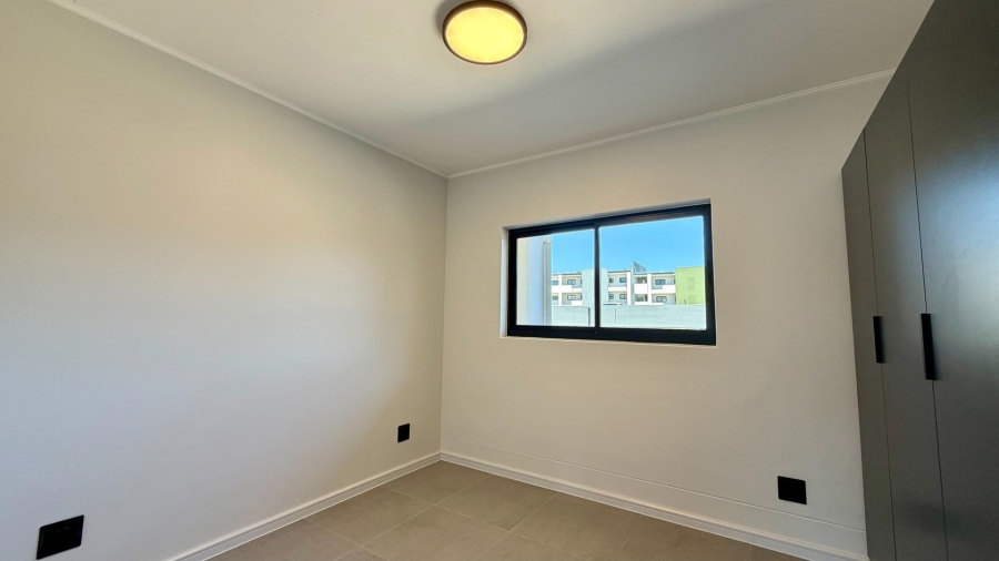 2 Bedroom Property for Sale in Newinbosch Western Cape